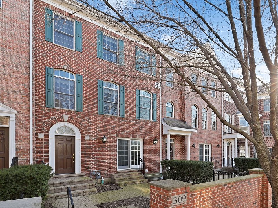 1st image of 309 Big Rail Dr