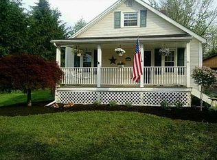 2791 Morehouse Rd, Erie, PA 16509