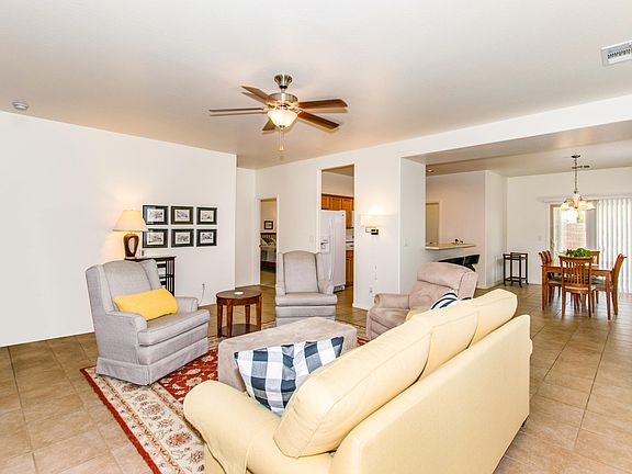 3rd image of 1014 E Desert Springs Way