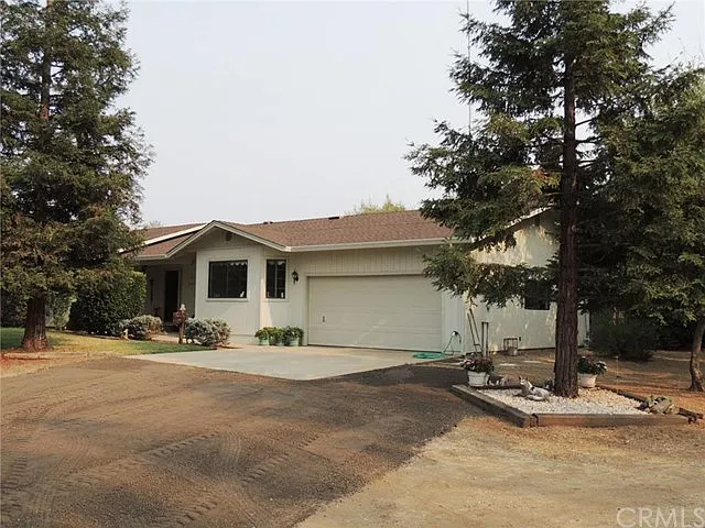 76 Sam Lynn Way photo 1