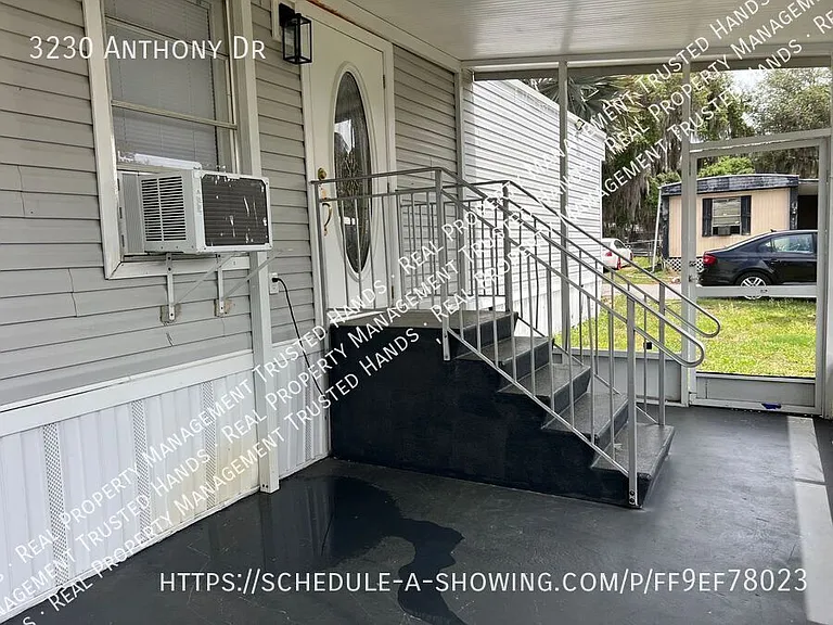 3230 Anthony Dr — Photo 23
