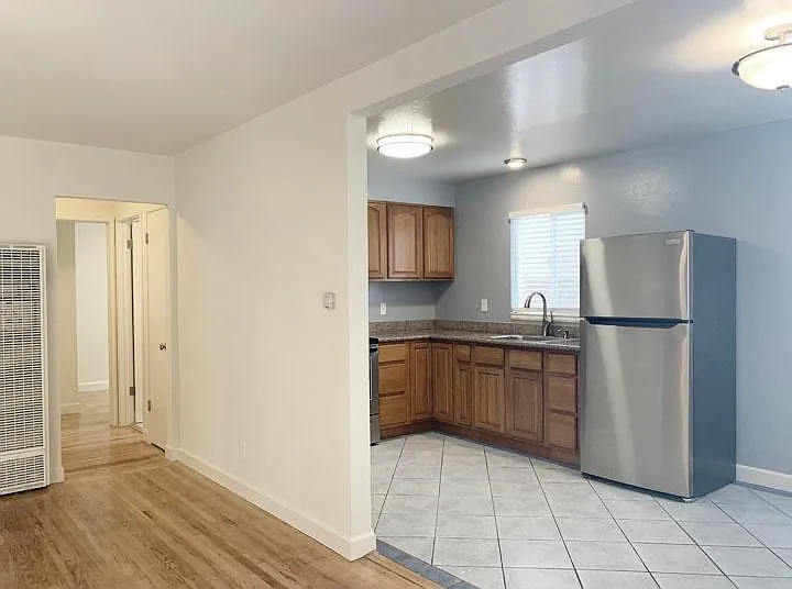 2412 Palmetto Ave #1 — Photo 7