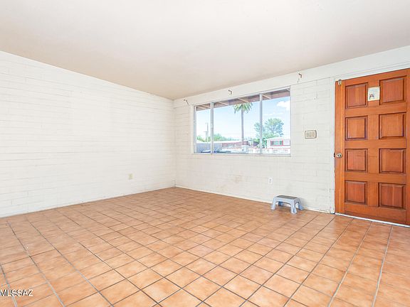 5th image of 717 W Calle Margarita