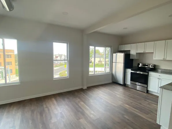 545 Main St #3, Niagara Falls, NY 14301