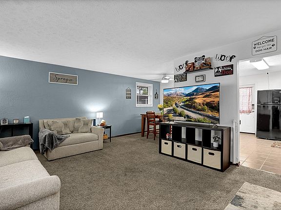 3rd image of 2714 Kenny Ln