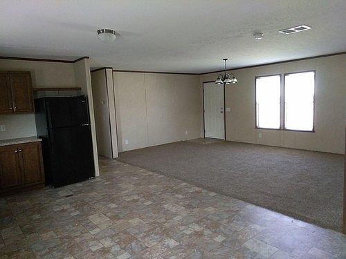 3rd image of 1916 Evergreen Ln