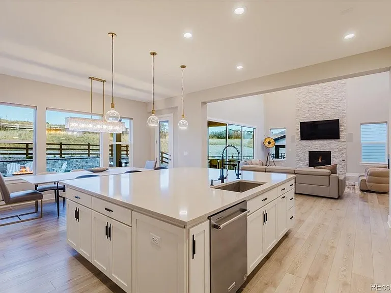 5338 Brotherton Ct — Photo 9