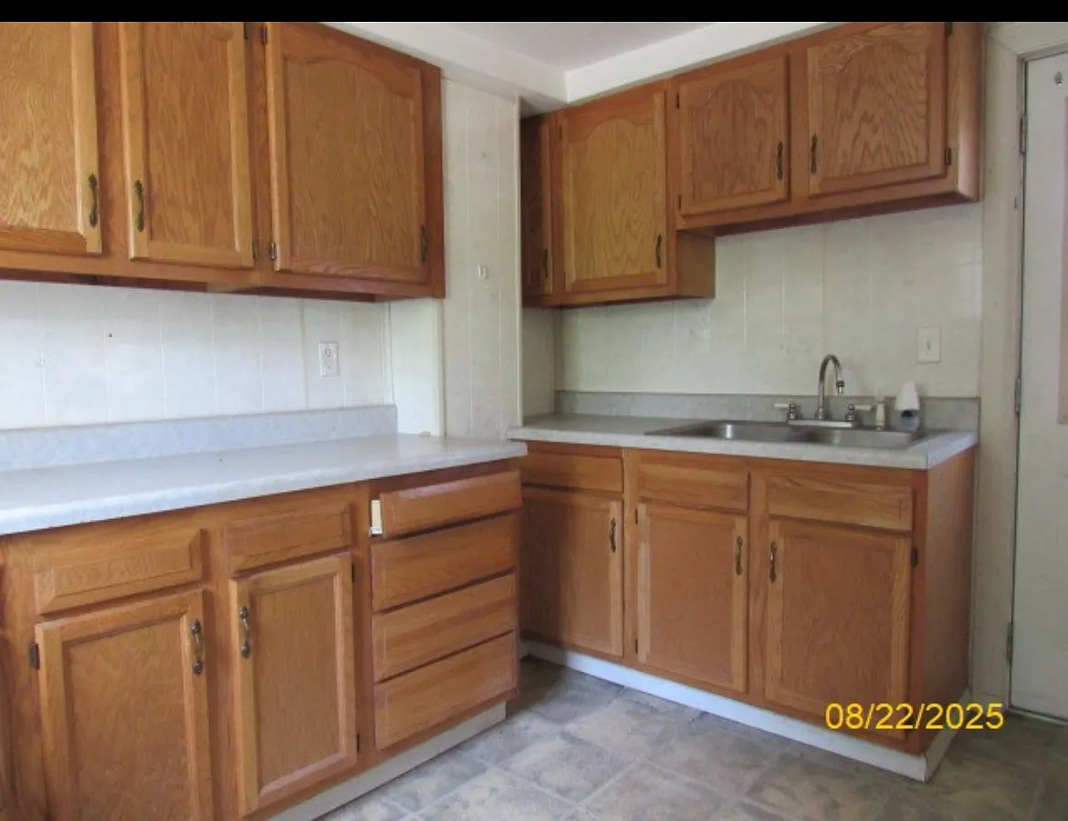 Building Photo - 212 Terrace Ave