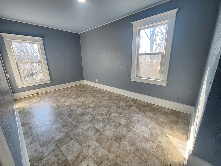 609 Griswold St #2 — Photo 9