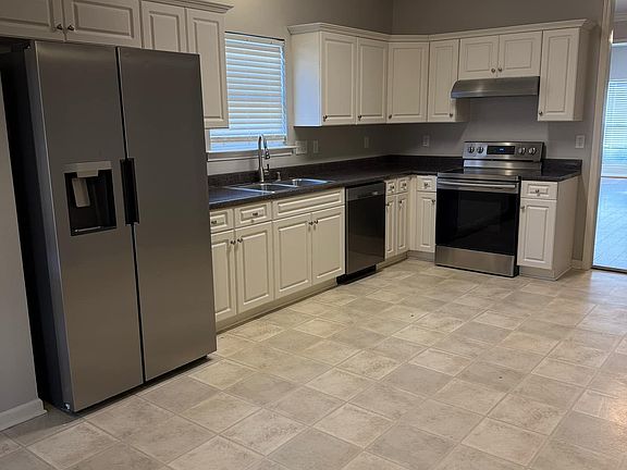 4th image of 1232 Pebble Creek Cir