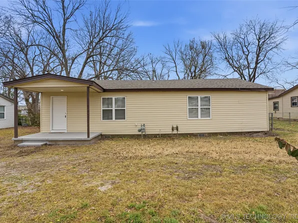 212 S Ash St, Catoosa, OK 74015