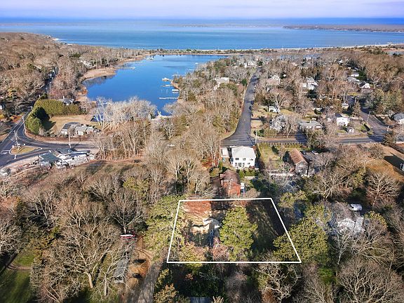 4th image of 12 Cedar Dr