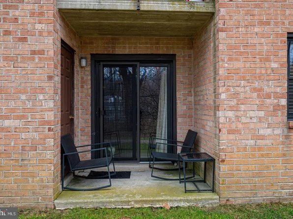 1906 Valley Dr #1906, West Chester, PA 19382