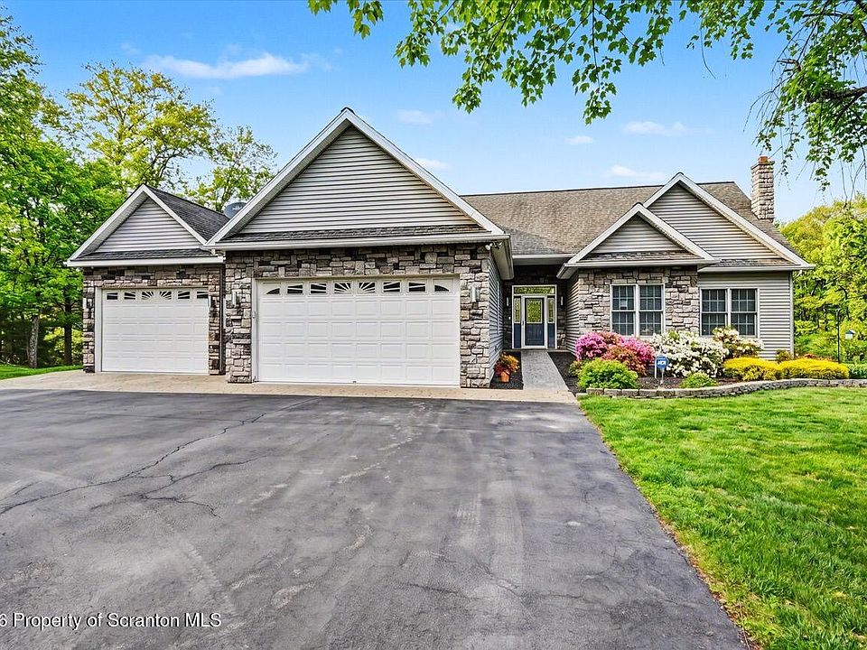 1st image of 33 Parry Rd