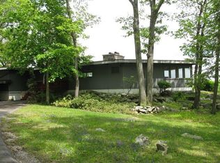 666 Old Albany Post Rd, Garrison, NY 10524