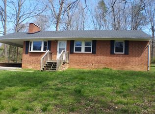 4865 Baux Mountain Rd, Winston Salem, NC 27105