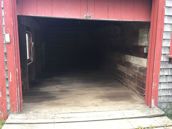 3rd image of 177 Jones Rd