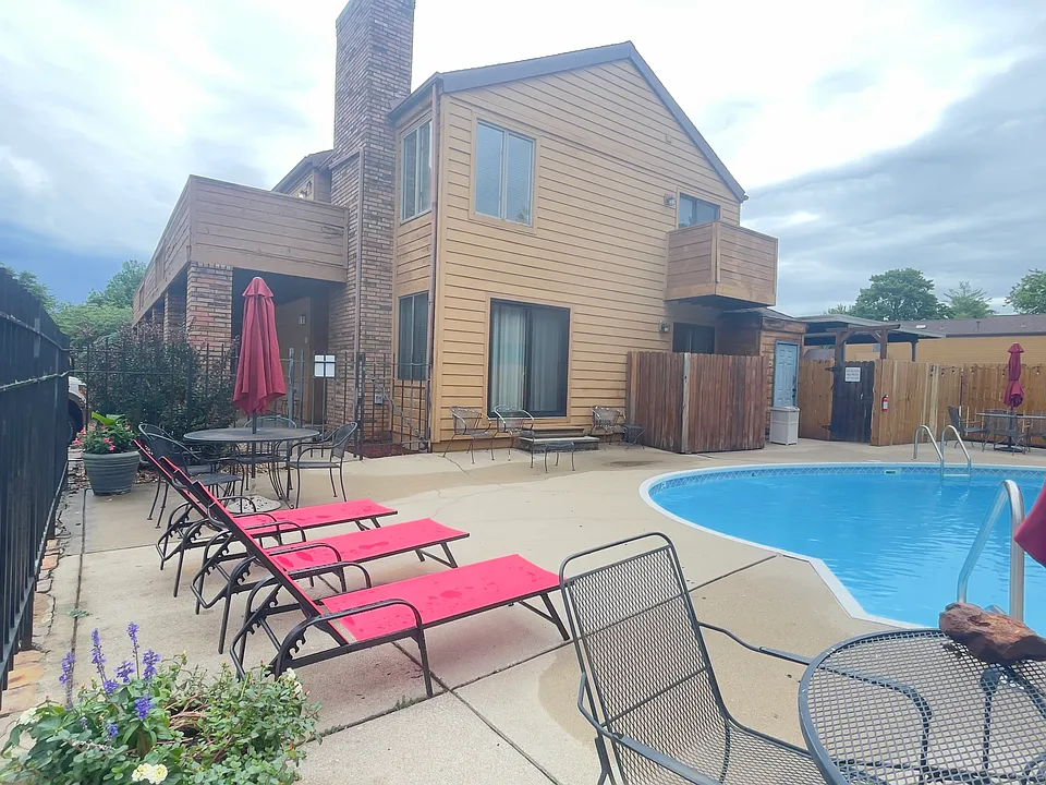 3440 S Delaware Ave #102