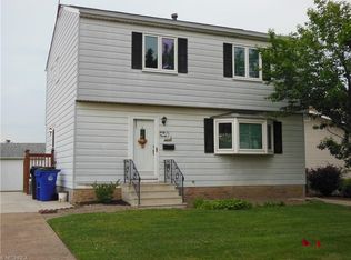 4695 Marcie Dr, Cleveland, OH 44109