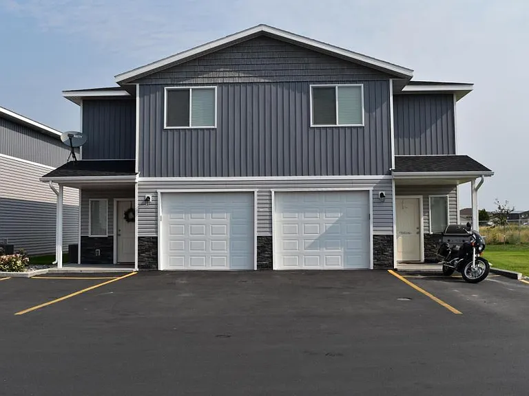 660C Ruby St #2 — Photo 1
