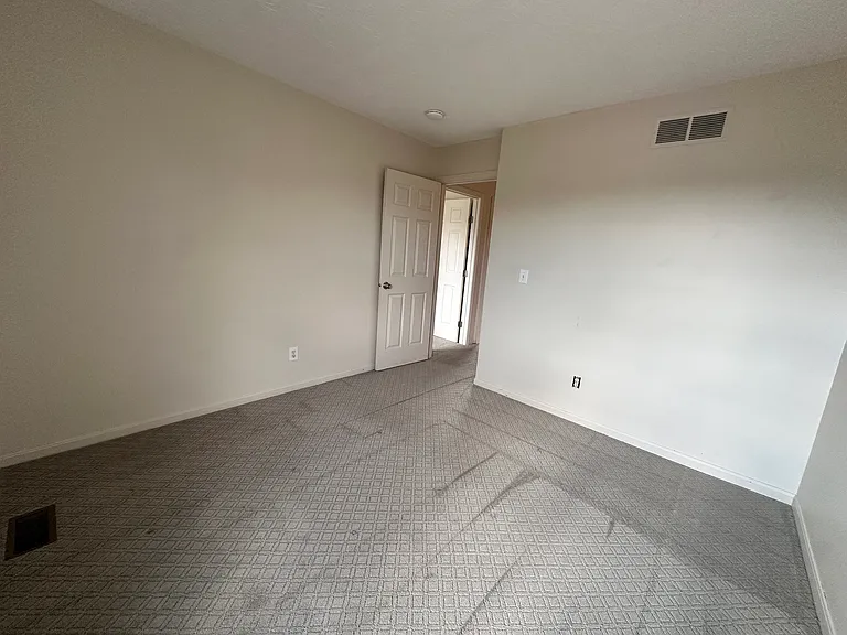 7016 Wembley Ct — Photo 24