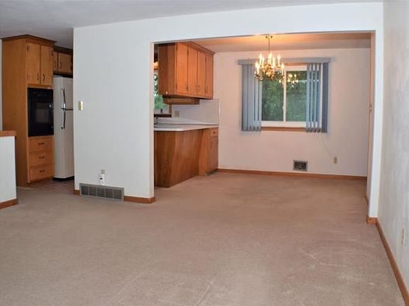 4th image of 4517 Salem Dr