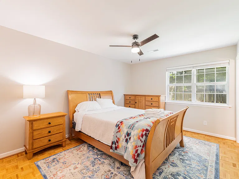 101 Leigh Pl — Photo 9