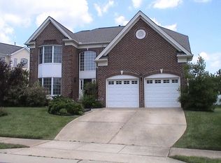 9220 Sanctuary Ct, Raleigh, NC 27617