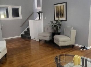 719 S 38th St, Omaha, NE 68105