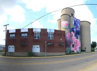 201 3rd Ave, Sterling, IL 61081