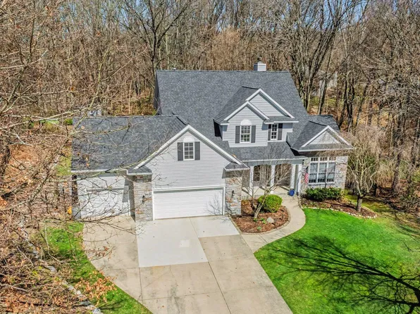 6390 Shugarbush Trl, Kalamazoo, MI 49009