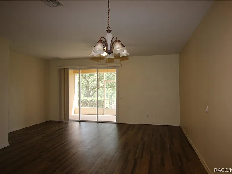 1600 W Spring Meadow Loop — Photo 11