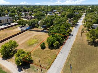 501 College St, Crandall, TX 75114
