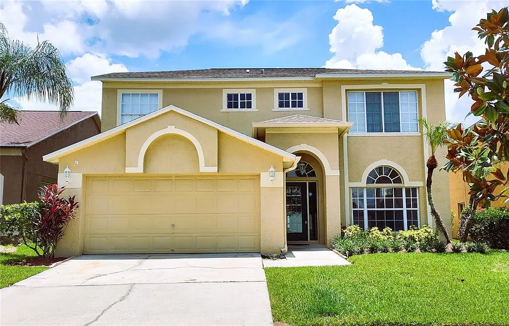 3 bed, 2.5 bath, 2530 sqft, $3,000 — Photo 1