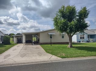 946 Orchid St, Lady Lake, FL 32159