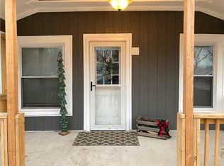 8455 Kickapoo St, De Soto, KS 66018