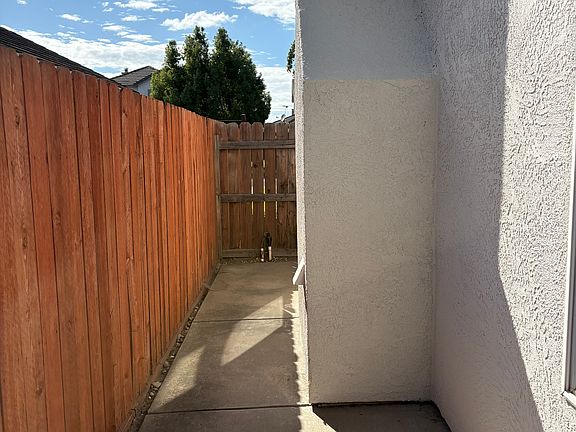5th image of 1956 Lauritson Ln