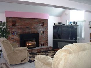 135 Concord St, Nashua, NH 03064