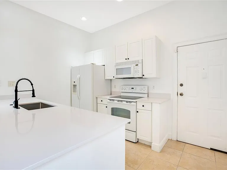 1470 Lake Baldwin Ln #C — Photo 5