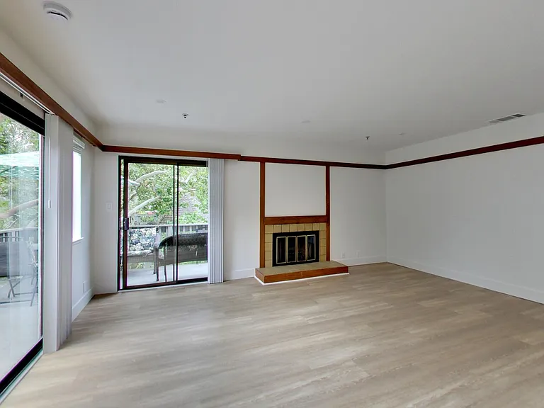 Riverwood Apartments — Photo 127