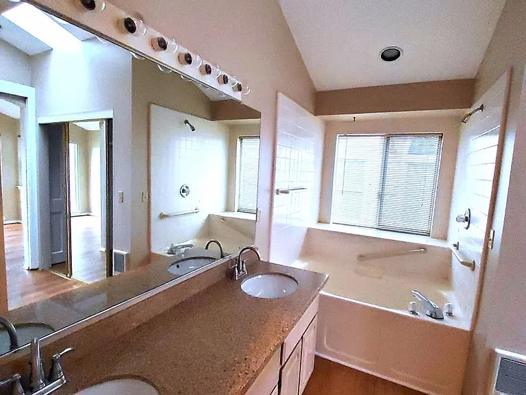 32573 SW Juliette Dr — Photo 9