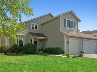 1071 Westfield Way, Mundelein, IL 60060