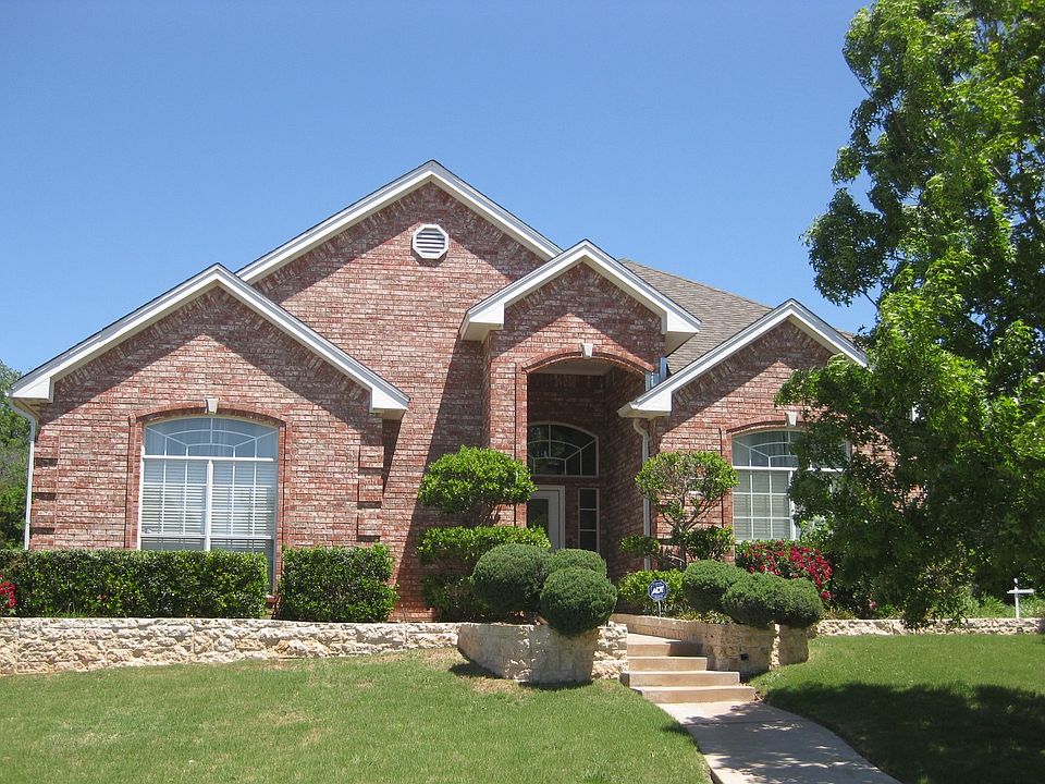 1st image of 4222 Canyon Trails Dr