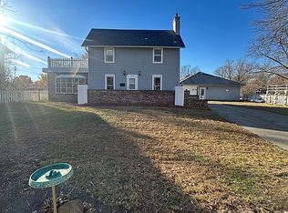 3044 Louise St, Rockford, IL 61103