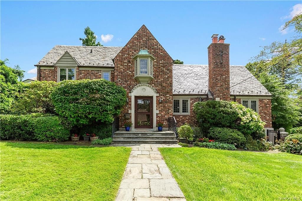 28 Greenhaven Road, Rye, NY 10580 Zillow