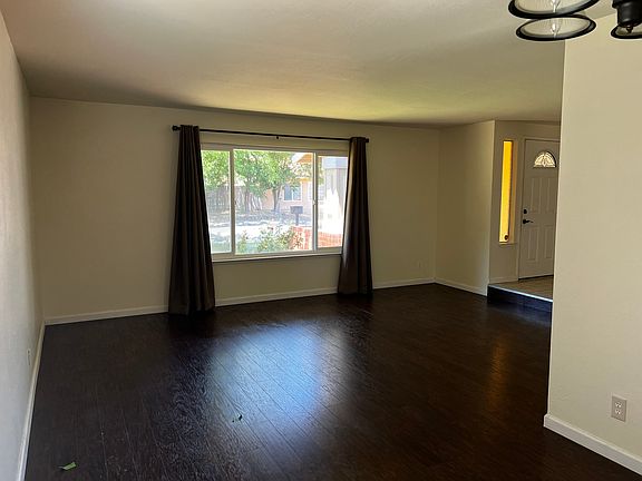 2nd image of 9813 Corte Dorado Ct