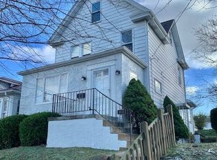 1434 3rd St, Natrona Heights, PA 15065