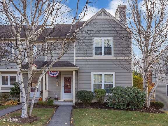 3rd image of 5404 Applewood Cir