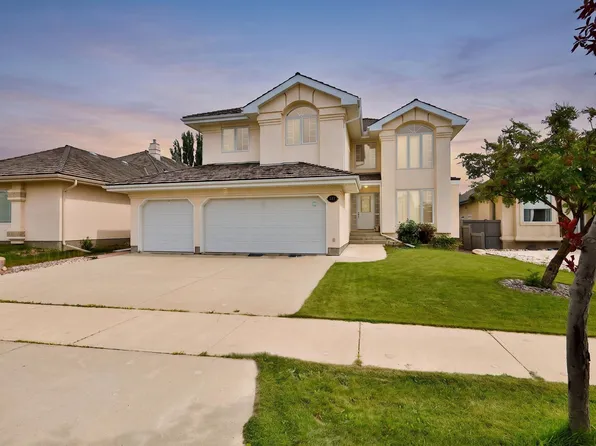 237 Darlington Cres NW, Edmonton, AB T6M 2T1