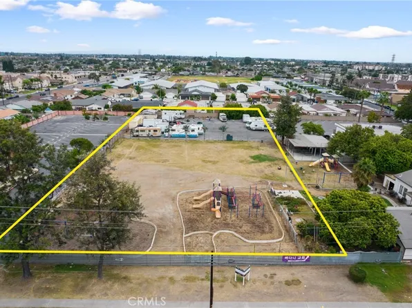 13552 Goldenwest St, Westminster, CA 92683